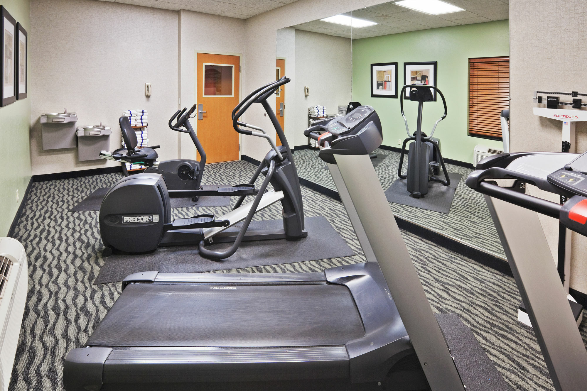 Holiday Inn Express Hotel & Suites Lawton-Fort Sill By Ihg Εξωτερικό φωτογραφία